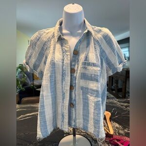 Free People striped cotton/linen cropped blouse. Med